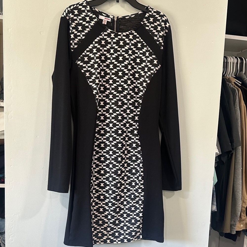 BONGO Monochrome Star Pattern Long Sleeve Dress